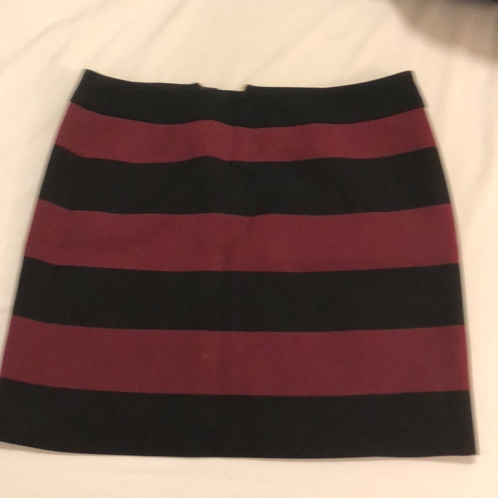 Black and maroon short skirt